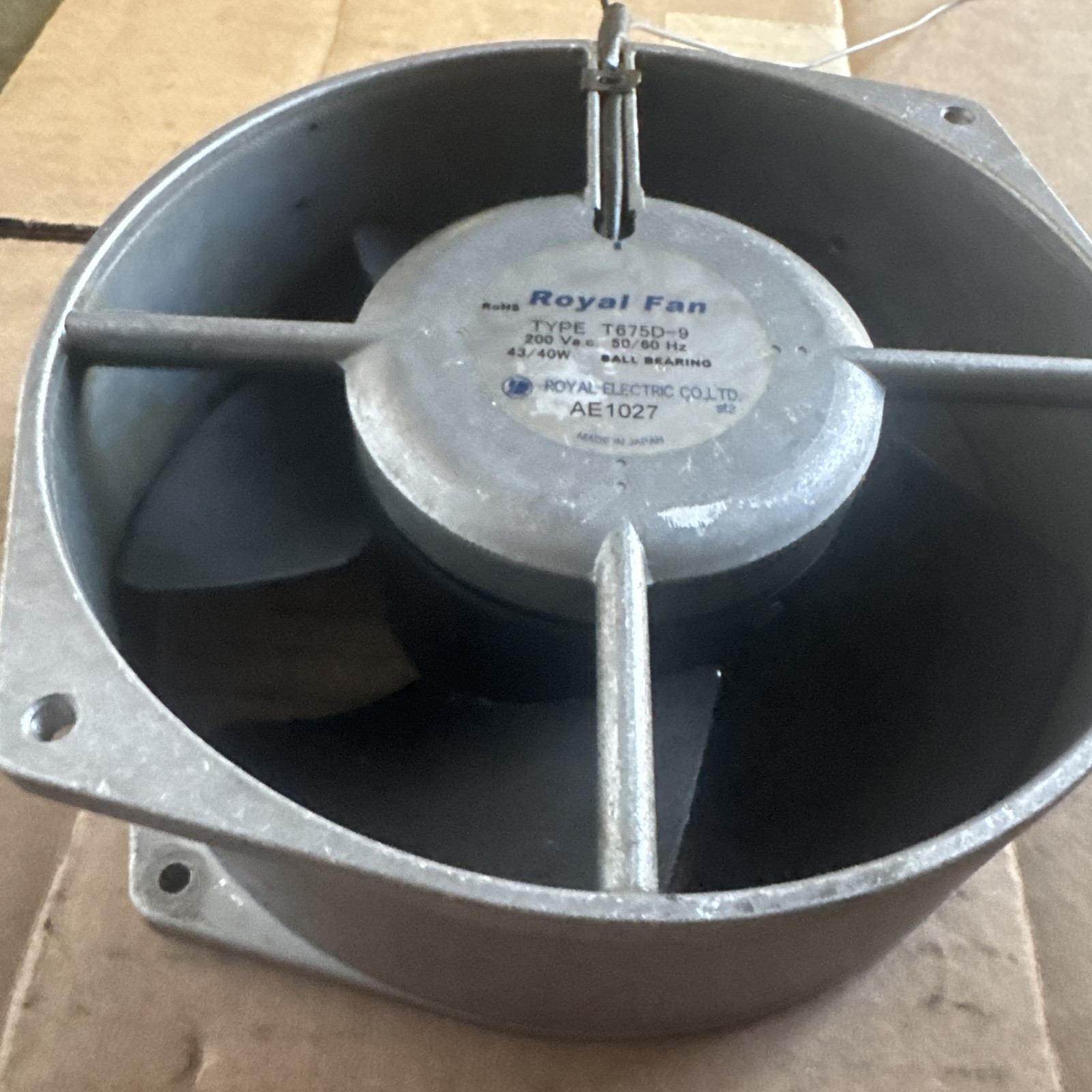 Royal Fan TYPE T675D-9 Aluminum alloy High temperature 200Va.c. 50/60 Hz 43/40W