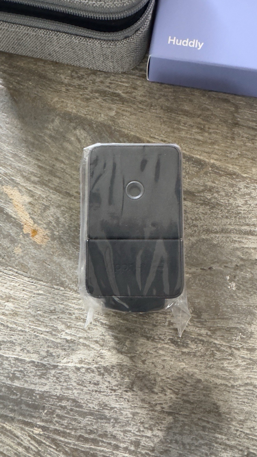Brand New Unused Huddly IQ Travel Kit. This Premium AI-powered Conference Camera