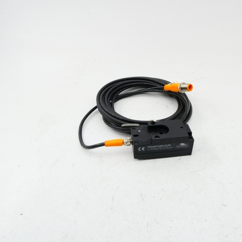 SDE1-D10-G2-R18-C-P2-M8 192027 15-30VDC NSNP