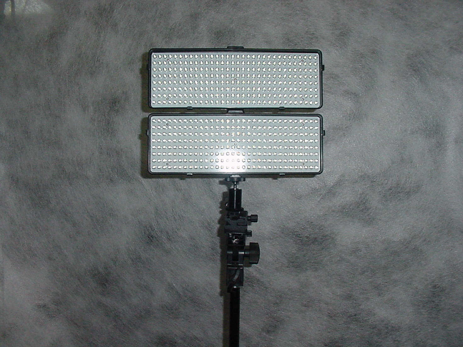 LED 8X10 LED LIGHT PANEL 4 FILM & VIDEO. 700 WATT: “LED-FLEX” FULL KIT BRAND NEW