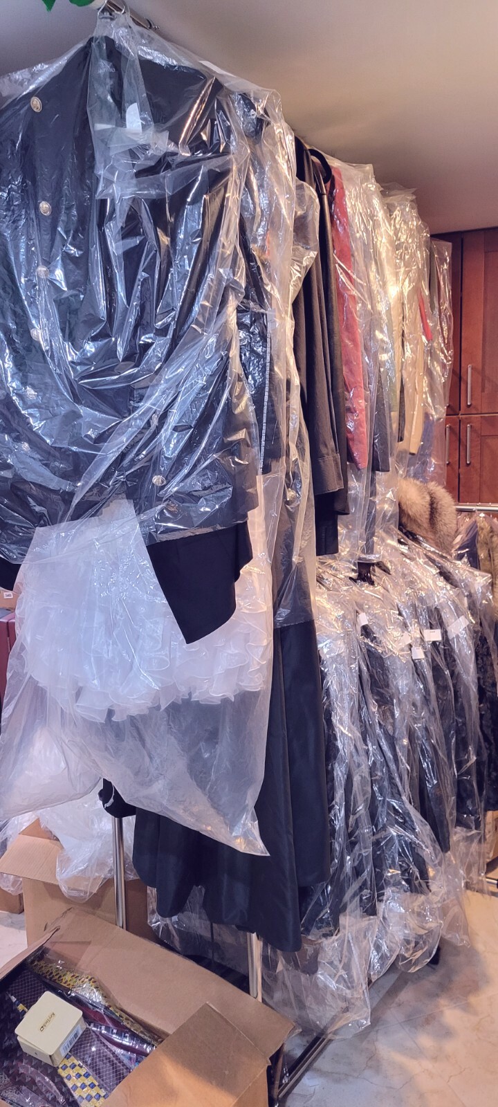 eBay store Inventory for sale Women’s Clothing over 2500 items