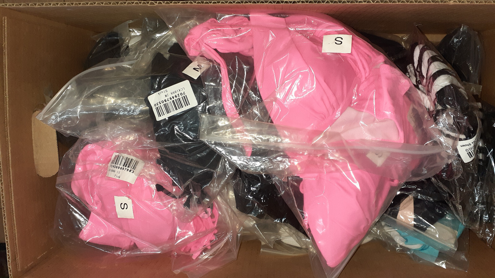 Entire INVENTORY WHOLESALE LOT of Women Fashion Clothing