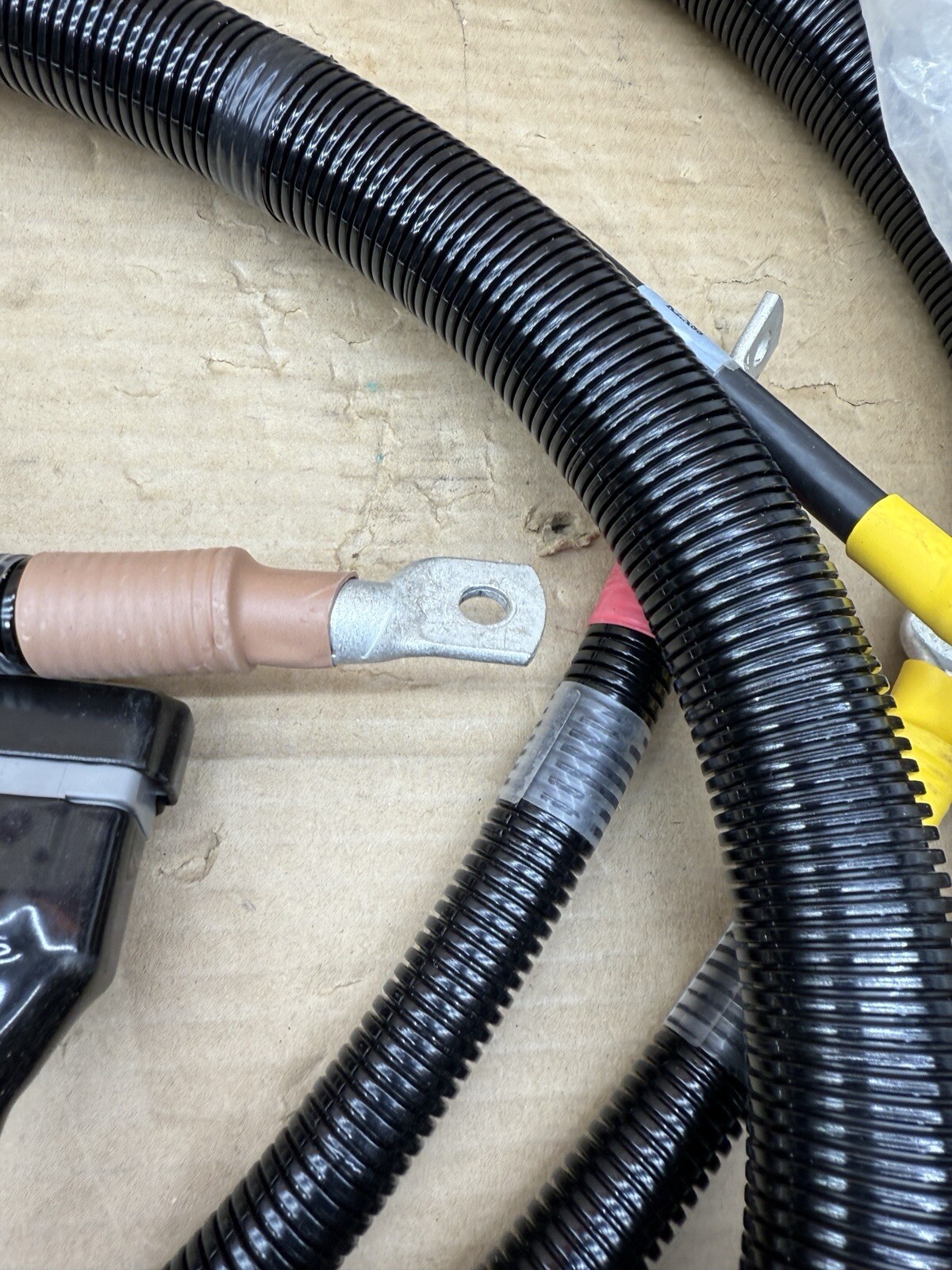 Genuine CNH Battery to Cabin Wiring Harness TEL15418008