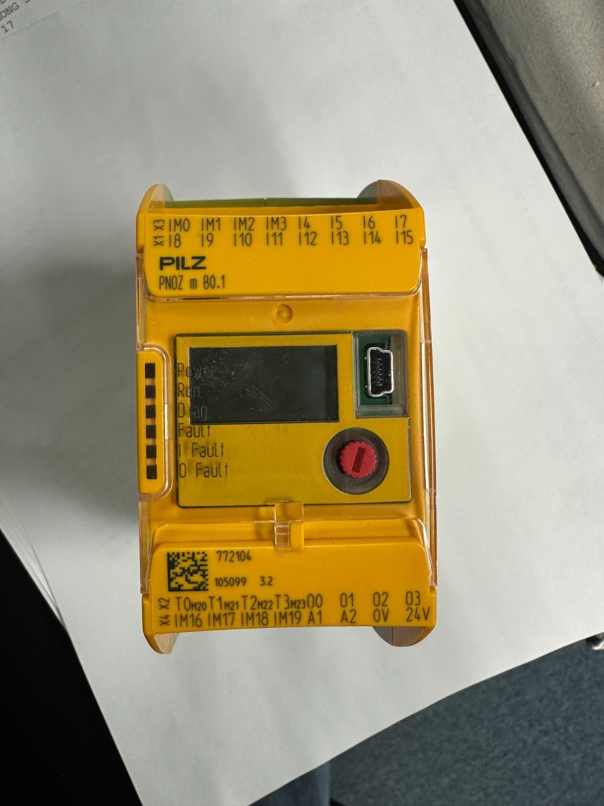 Brand New 772104 Pilz Programmable Logic Controllers PNOZ mB0.1