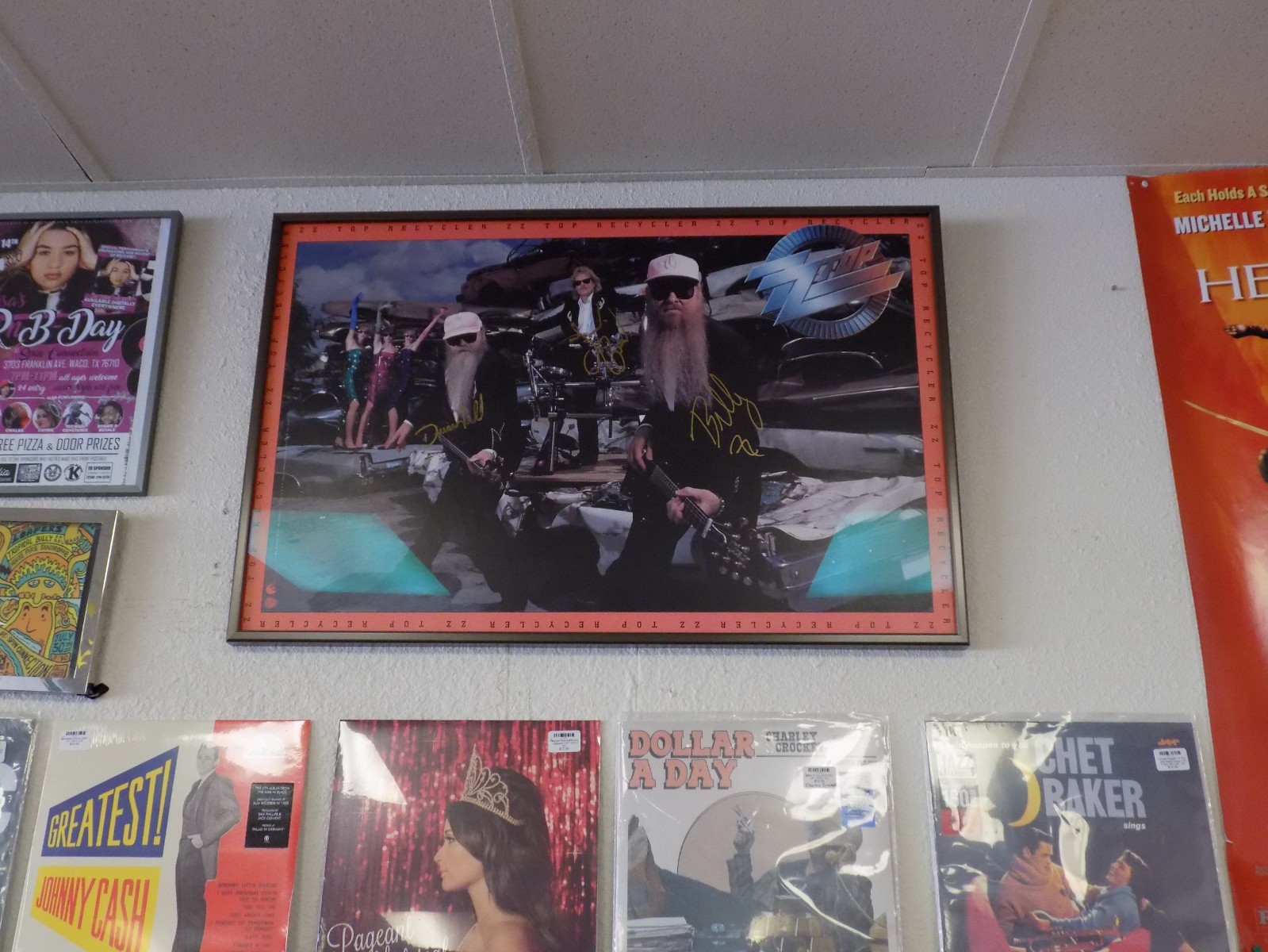 Spin Connection – Great Waco Record Store – Closing – Everything for Sale