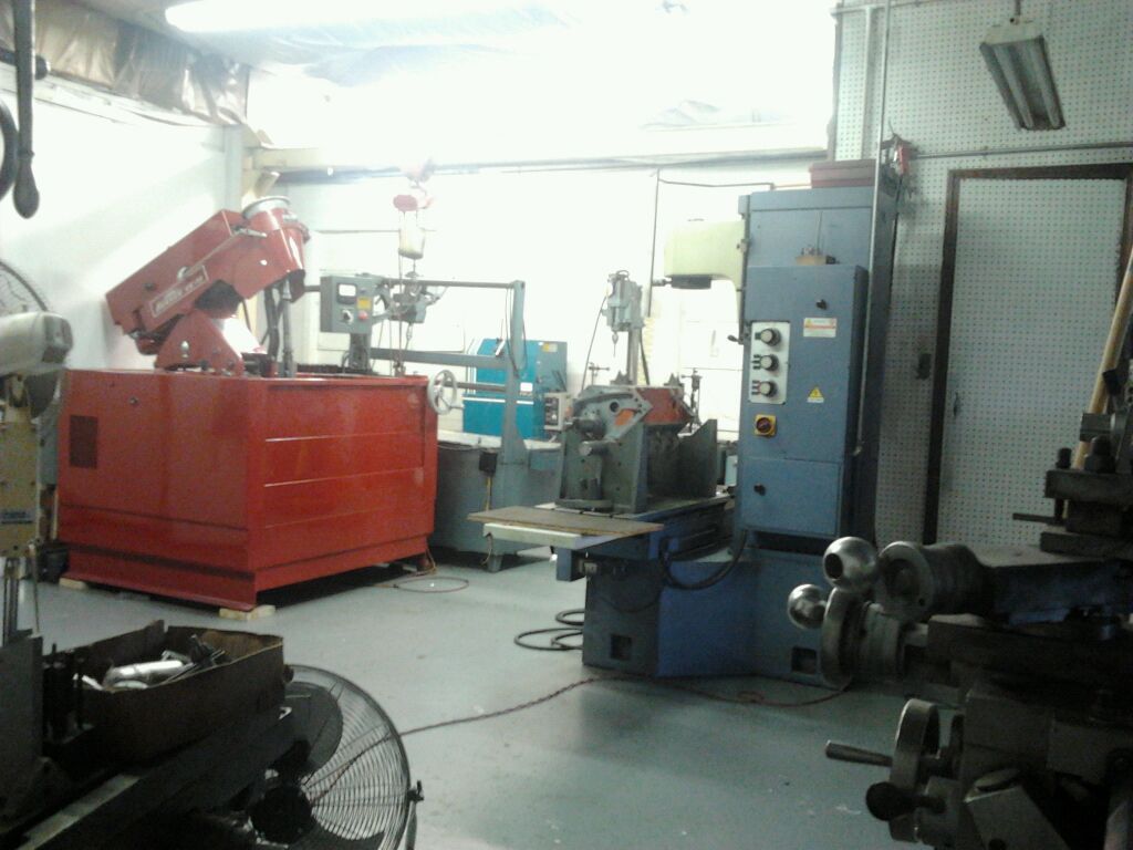 20+ YR ESTABLISHED ENGINE SHOP / PARTS WAREHOUSE/COLLECTOR CAR DEALERSHIP & MORE