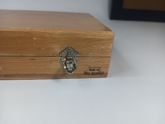 Vintage Gold Travelling Scale in wooden box. Marked Western Germany