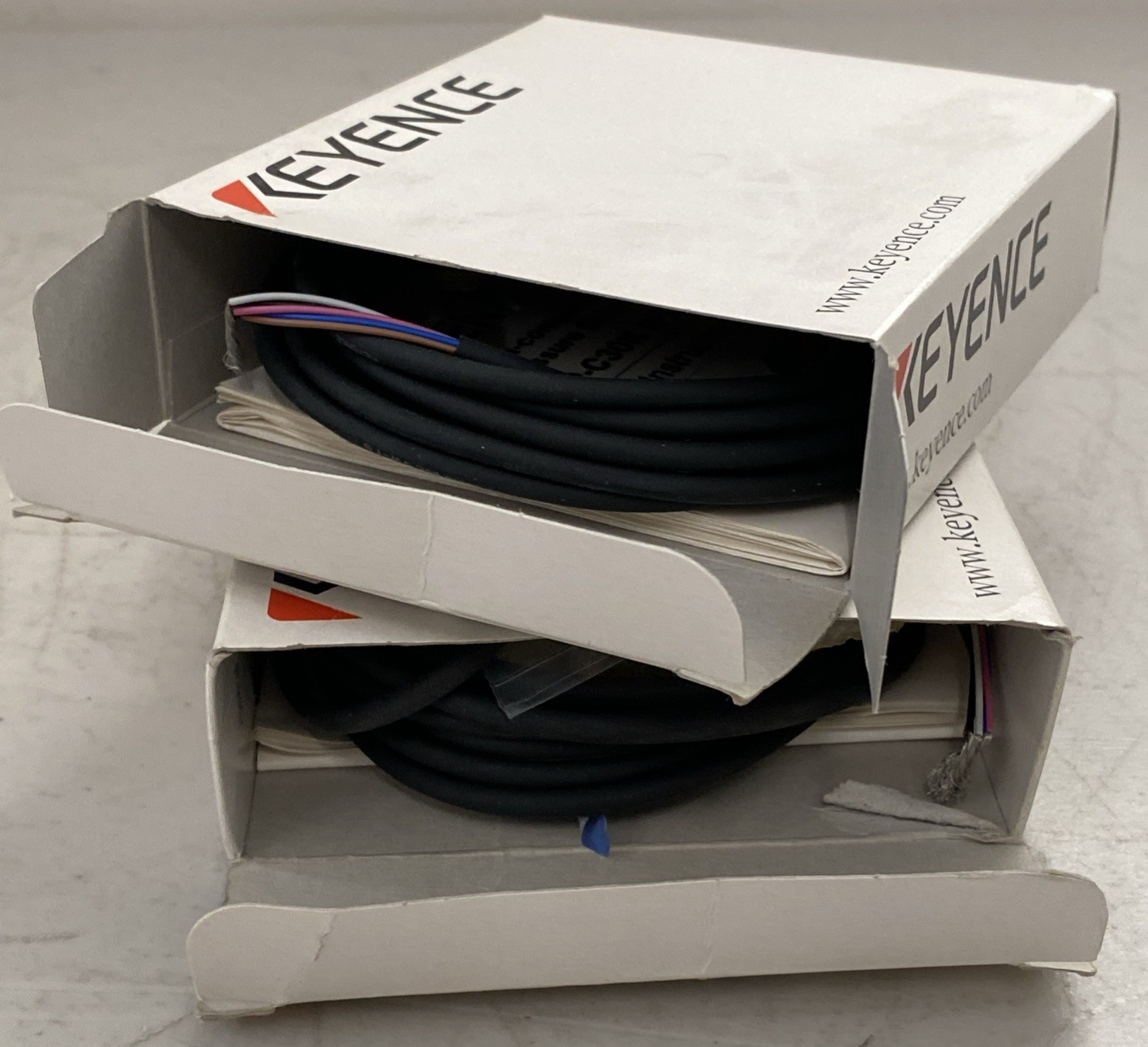 Lot of 2 Keyence AP-C31KP Pressure Sensor New in Box and Open Box