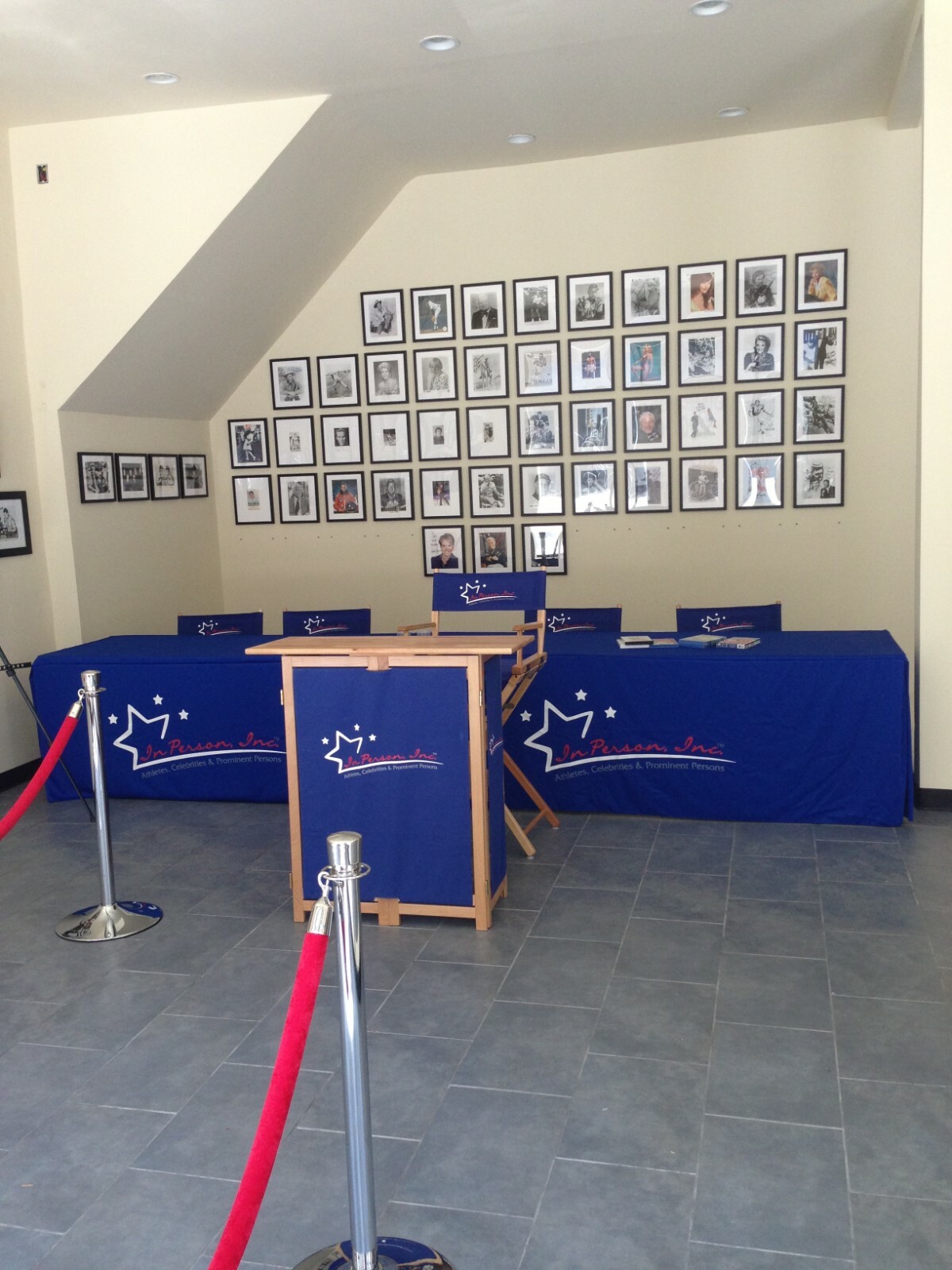 IN PERSON INC Athletes, Celebrities & Prominent Persons + Authentication Srv +TM