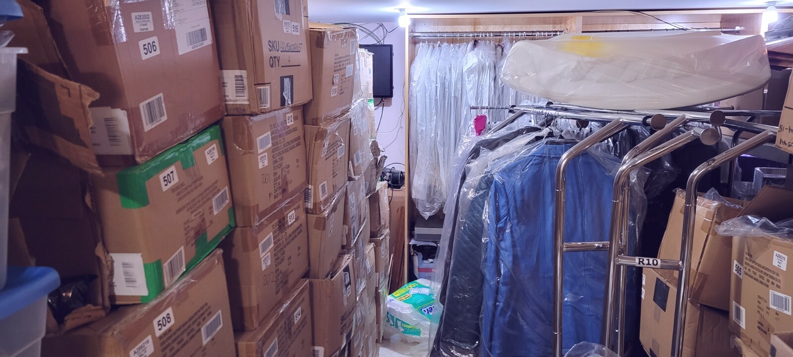 eBay store Inventory for sale Women’s Clothing over 2500 items