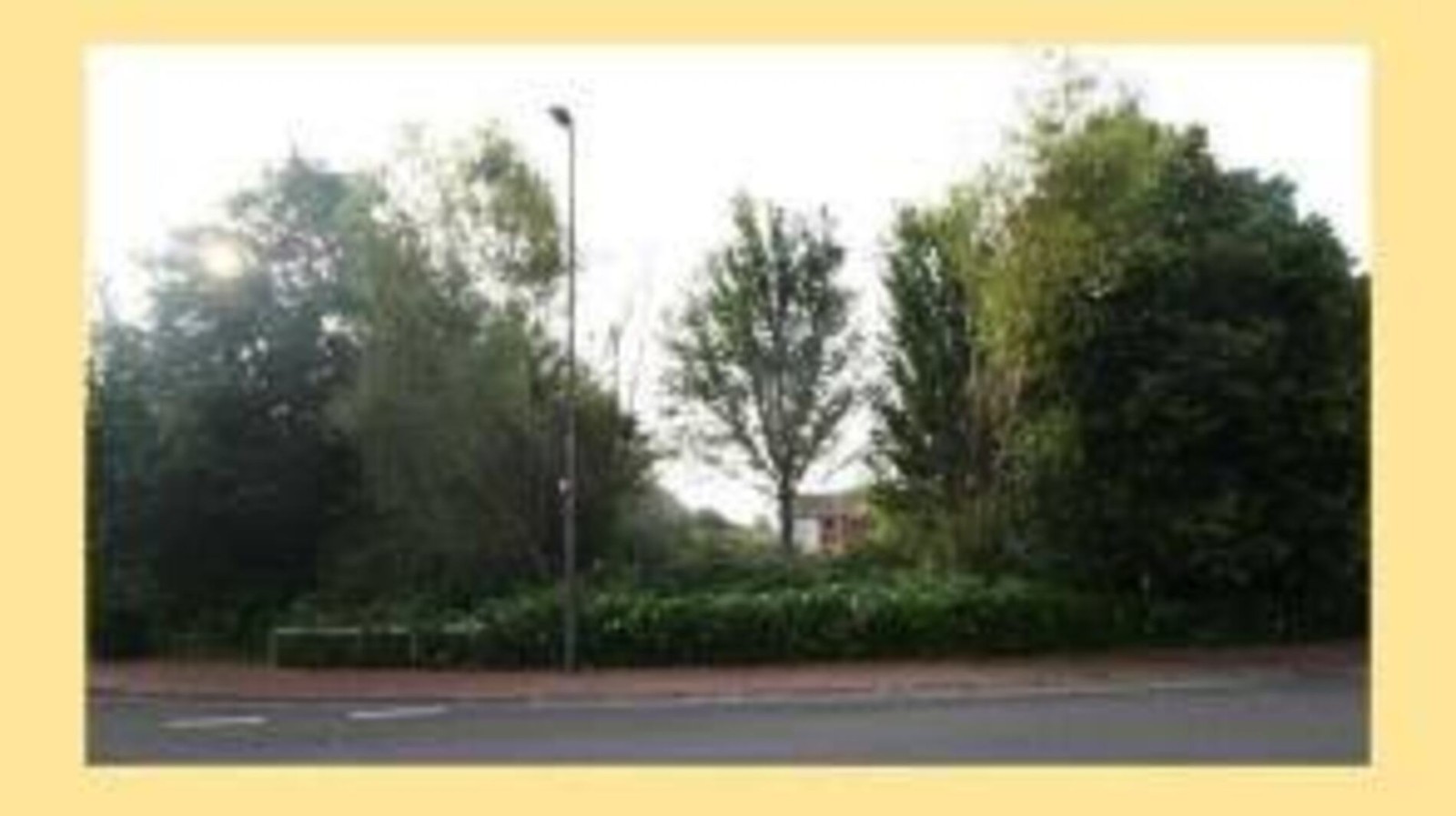UK YEARLY RENTAL: Shop Pod Kiosk Cabin Storage Glamping Plot Pitch Land FOR RENT