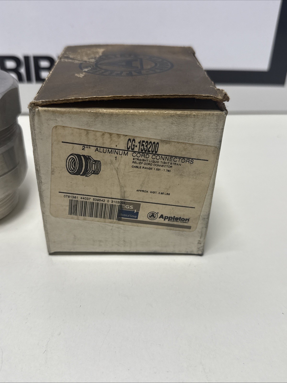 NEW IN BOX APPLETON 2″ ALUMINUM CORD CONECTOR CG153200
