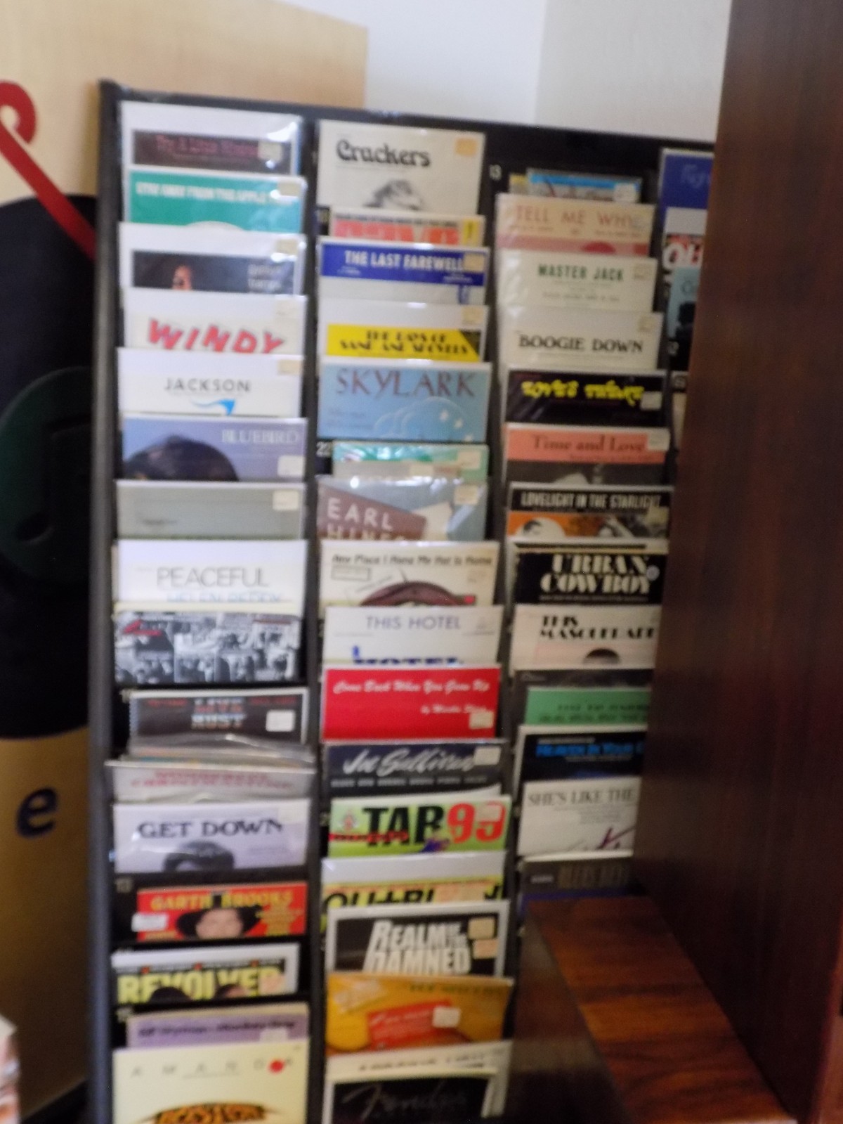 Spin Connection – Great Waco Record Store – Closing – Everything for Sale