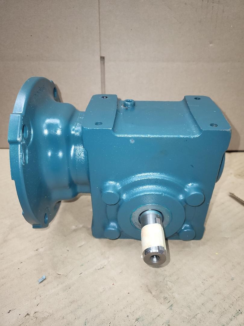 TIGEAR 2 17Q20R56 Right Angle Worm Gear Reducer 17Q20R56 20:1 RATIO ** NEW