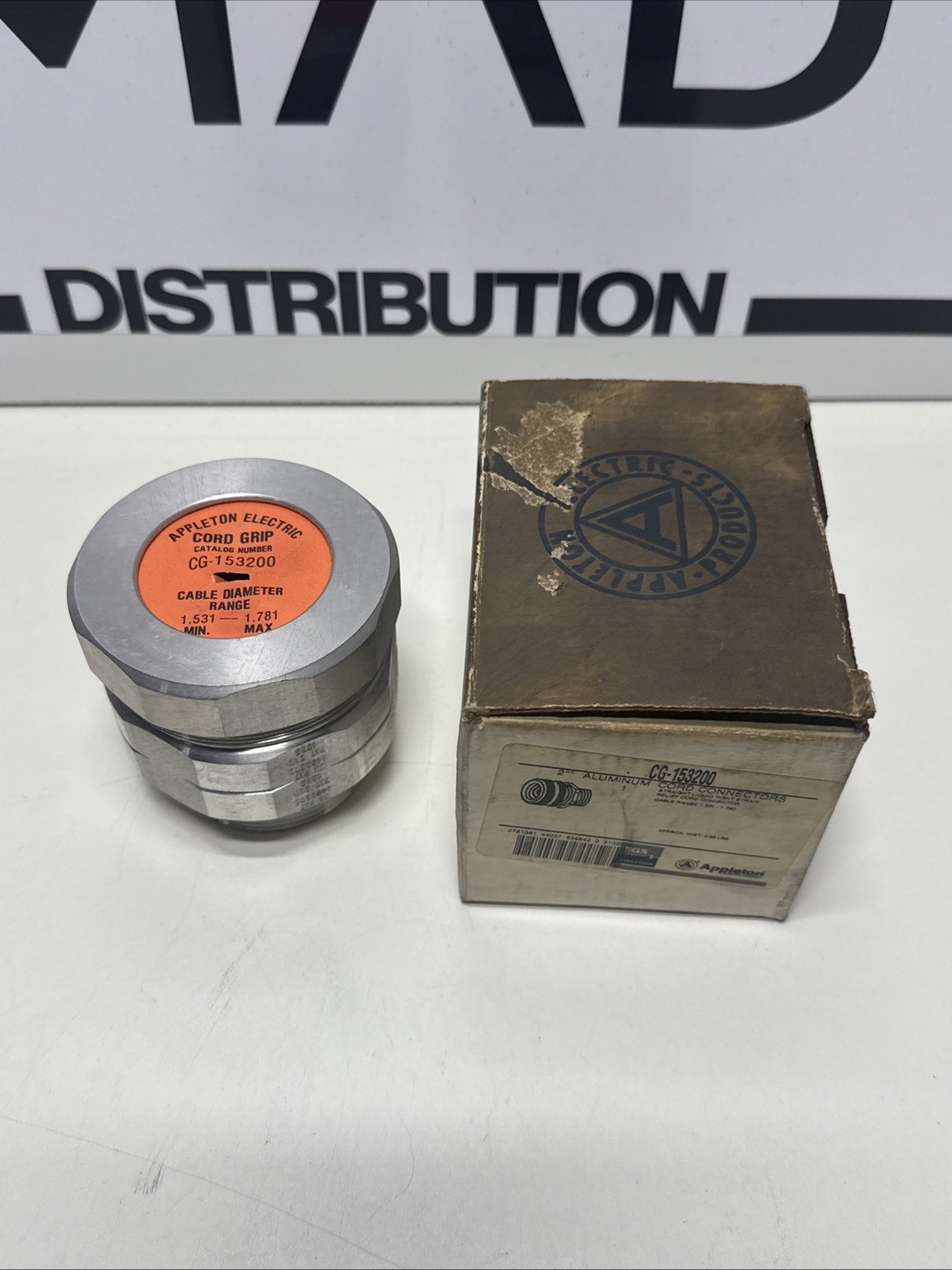 NEW IN BOX APPLETON 2″ ALUMINUM CORD CONECTOR CG153200