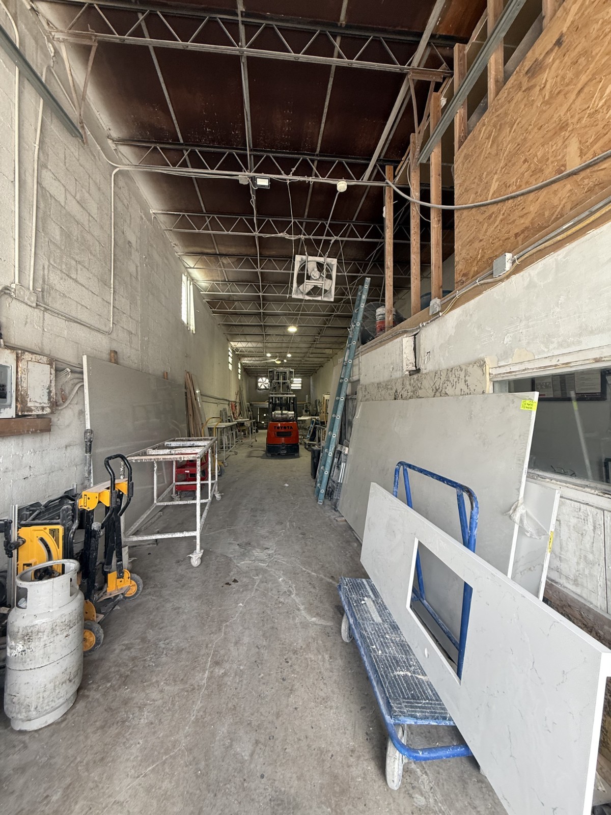 Stone Fabrication Shop Setup For Sale – Forklift & Machinery Included