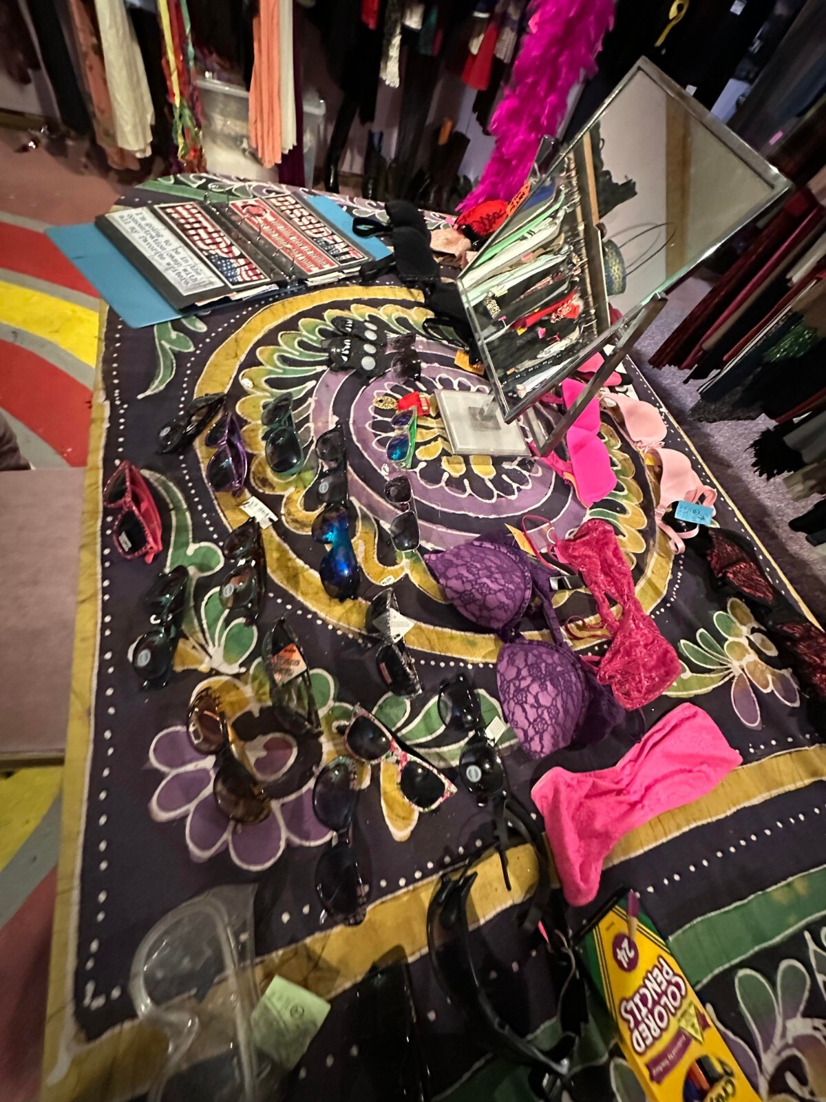 Wholesale lingerie. costume. vintage, shoes, jewelry, store business inventory+
