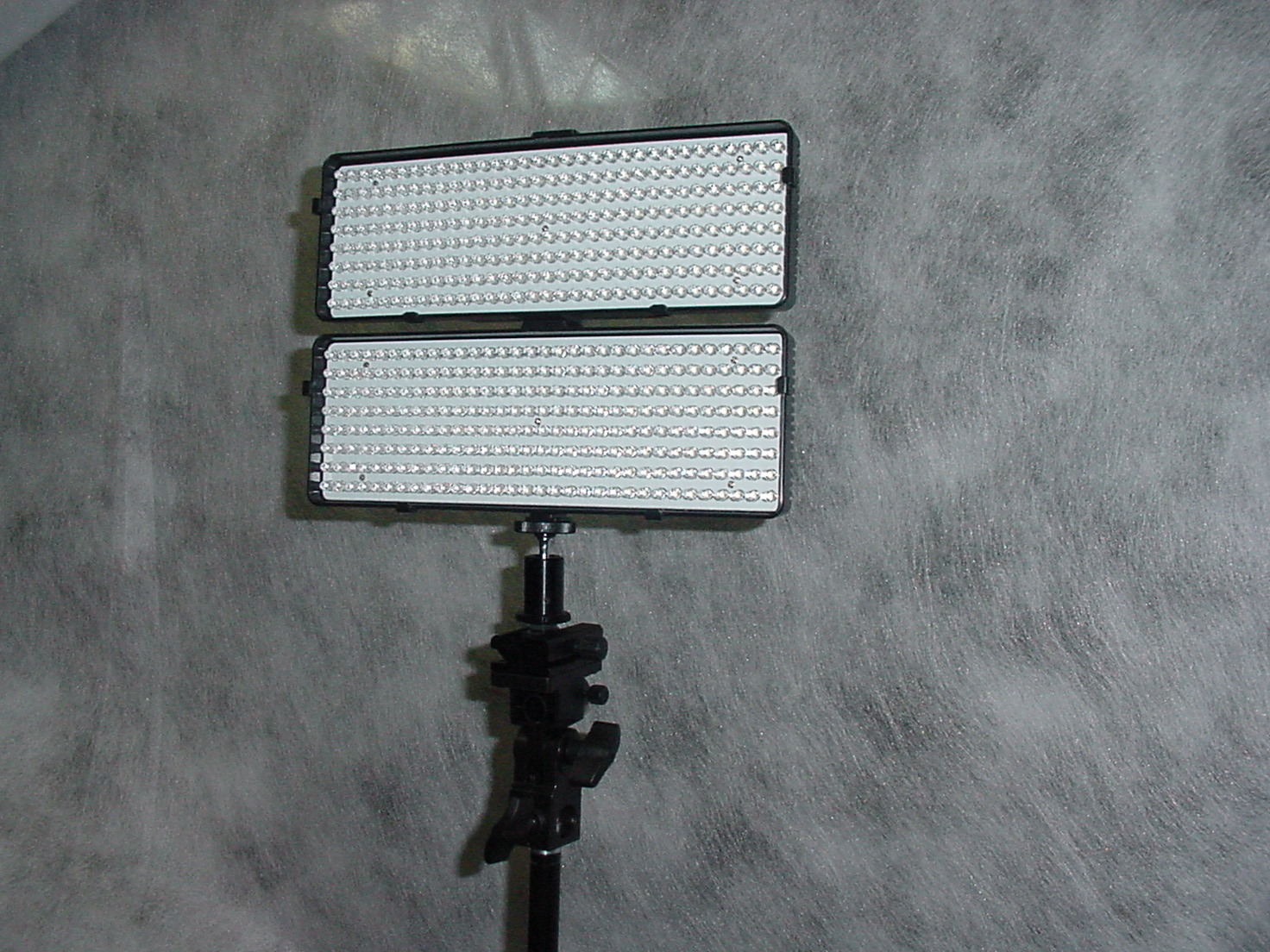 LED 8X10 LED LIGHT PANEL 4 FILM & VIDEO. 700 WATT: “LED-FLEX” FULL KIT BRAND NEW