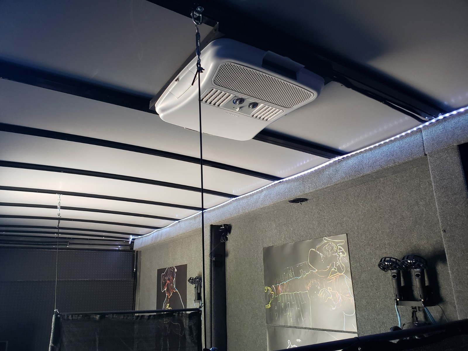 EXCELLENT BUSINESS OPPORTUNITY – 2019 32FT MOBILE VIRTUAL REALITY GAMING TRAILER