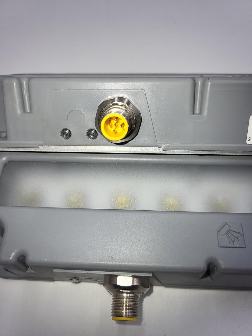 LC300-WHI-W Smart Vision Lights 5 PIN