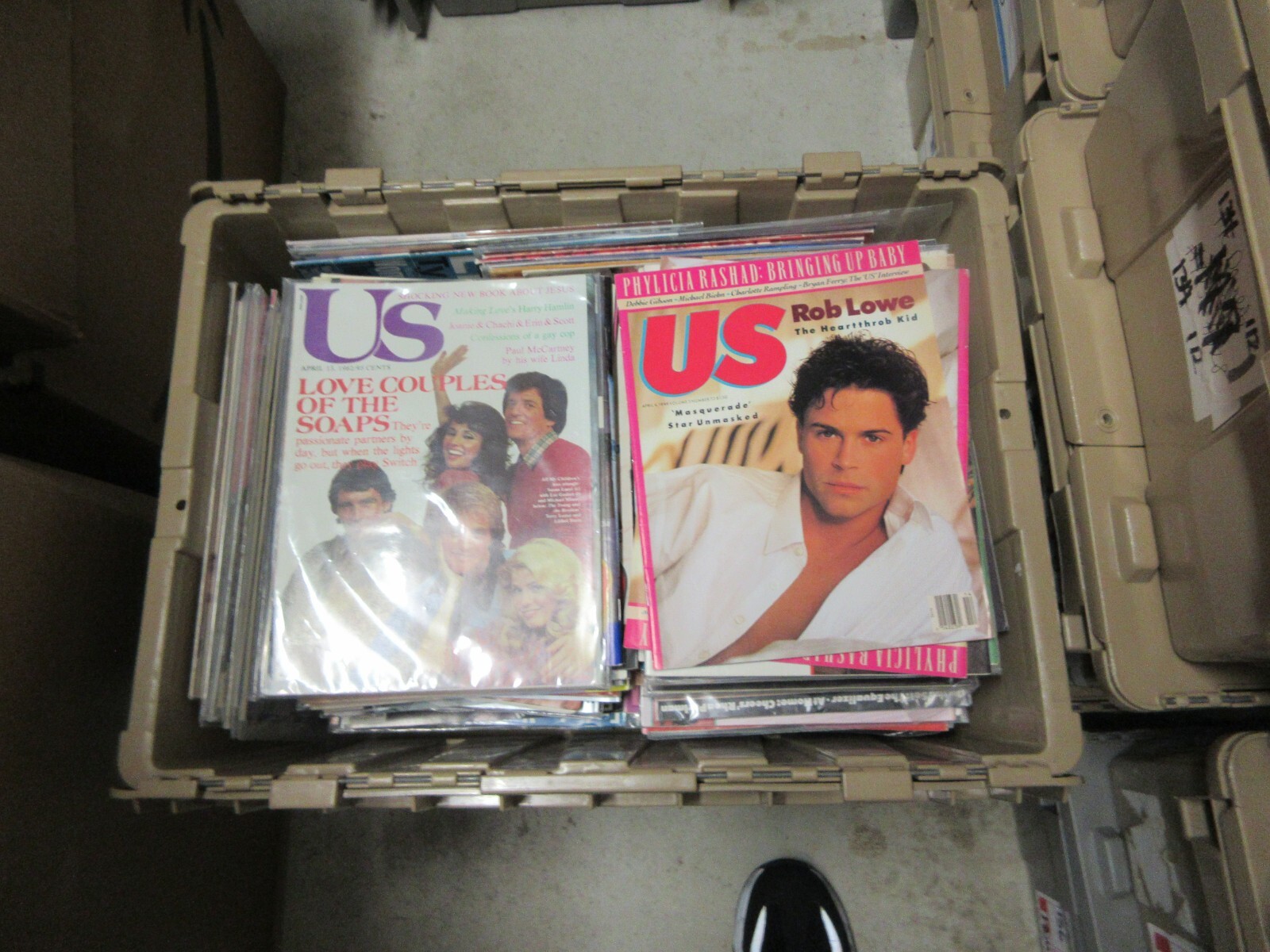 Selling On-Line Business , Magazines Books Newspapers and More 9000+ (Plus)