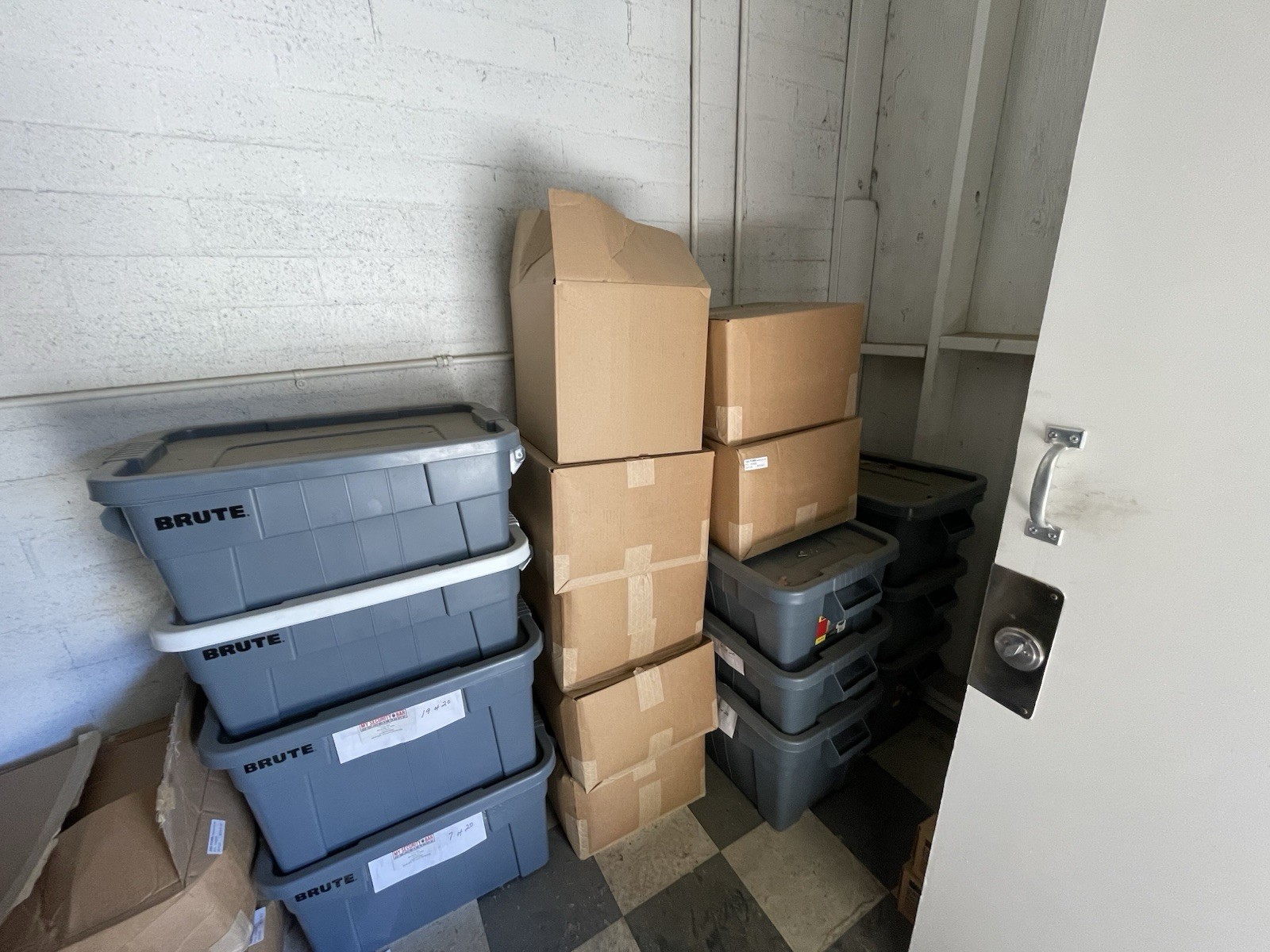 SMALL BUSINESS FOR SALE!!! OVER $140,000 WORTH OF INVENTORY!!!
