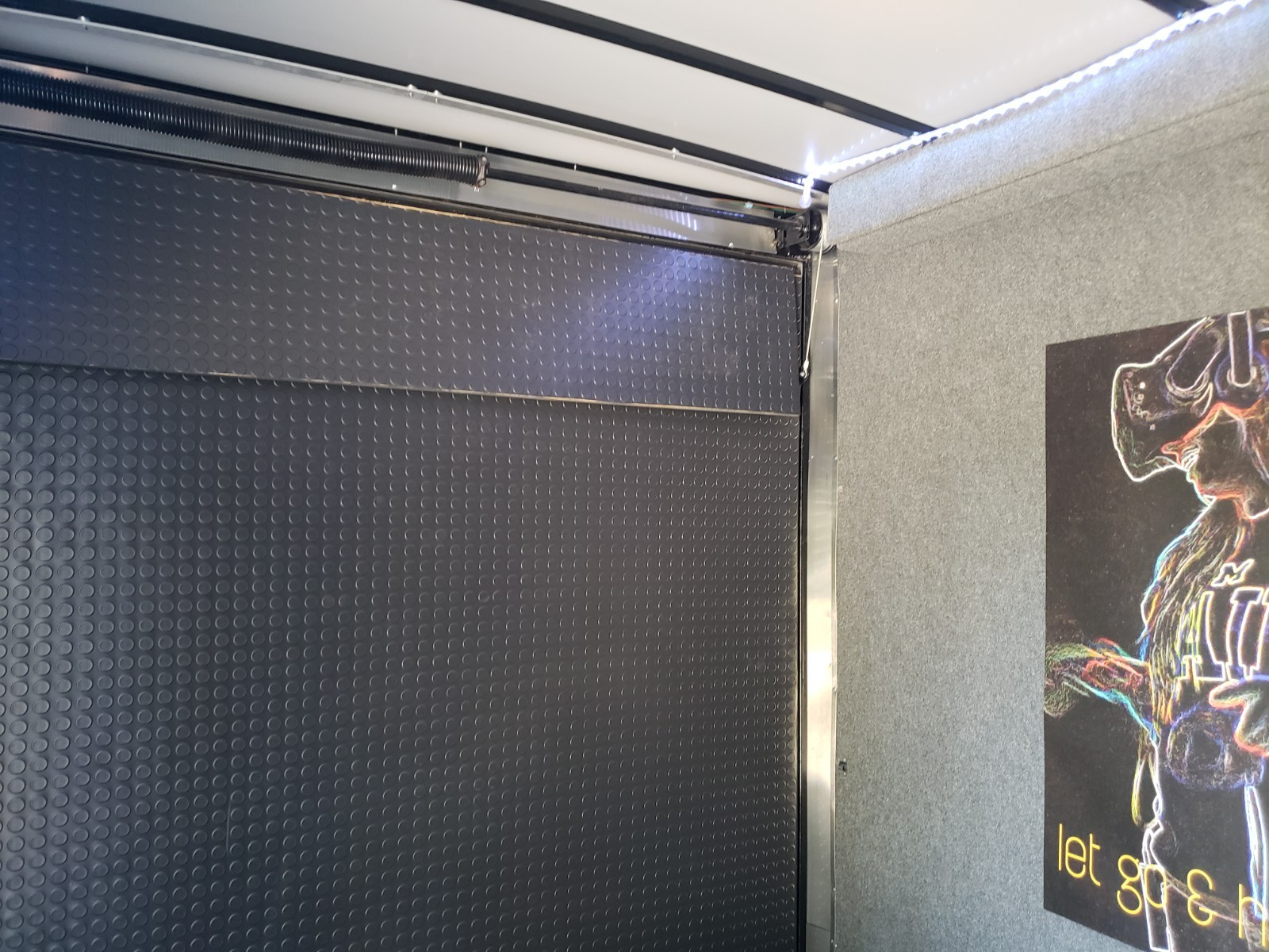 EXCELLENT BUSINESS OPPORTUNITY – 2019 32FT MOBILE VIRTUAL REALITY GAMING TRAILER
