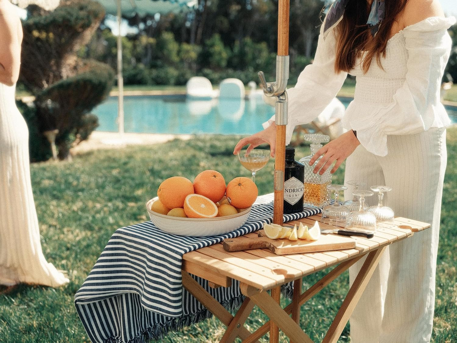 Tall Folding Picnic Table – Perfect Outdoor Table for Picnics and Hosting – 4 Wi