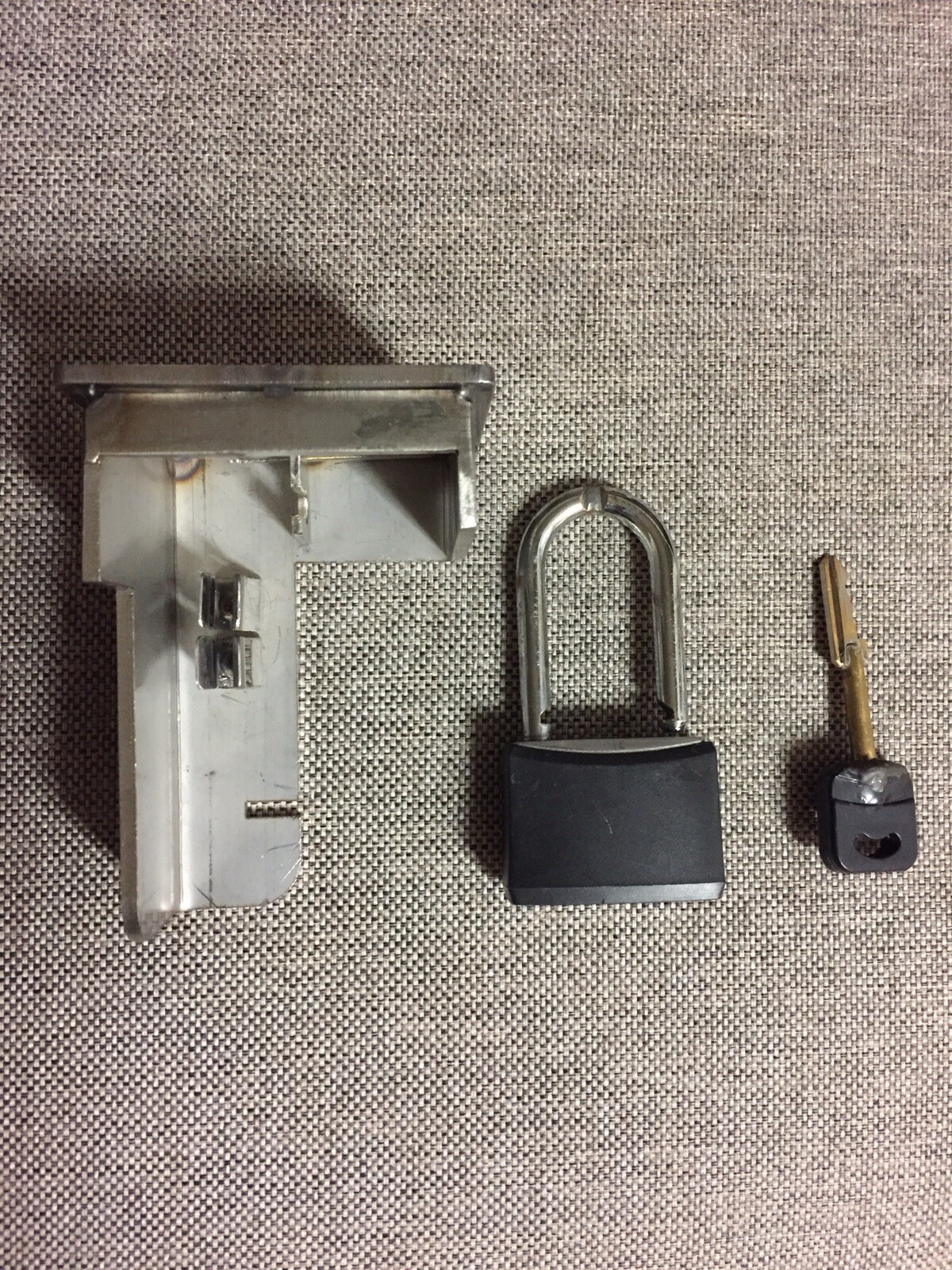 Temper Proof Lock Patent And Prototype,US Patent For Sale.US 9,926,726 B1