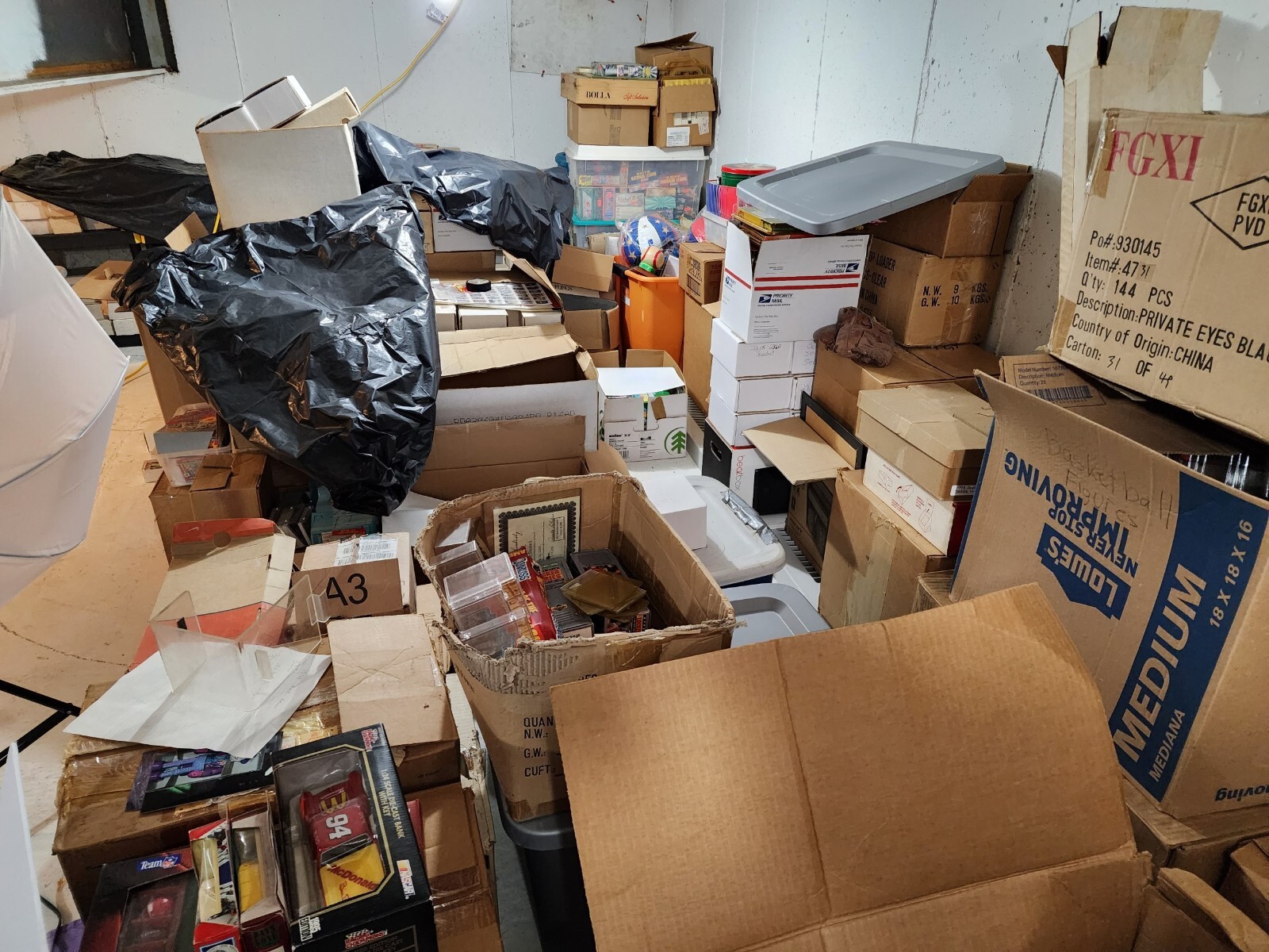 Collectibles & Trading Cards Business HUGE Inventory Website eBay Store Supplies