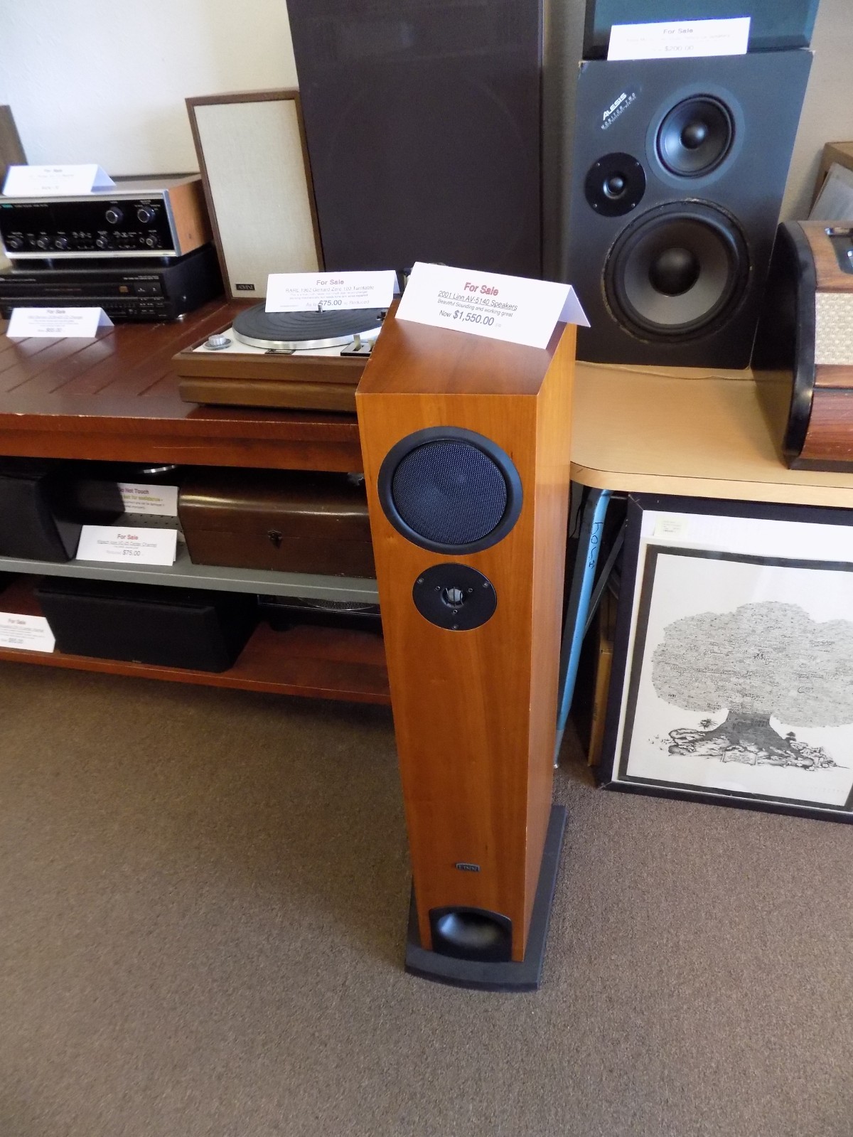 Spin Connection – Great Waco Record Store – Closing – Everything for Sale