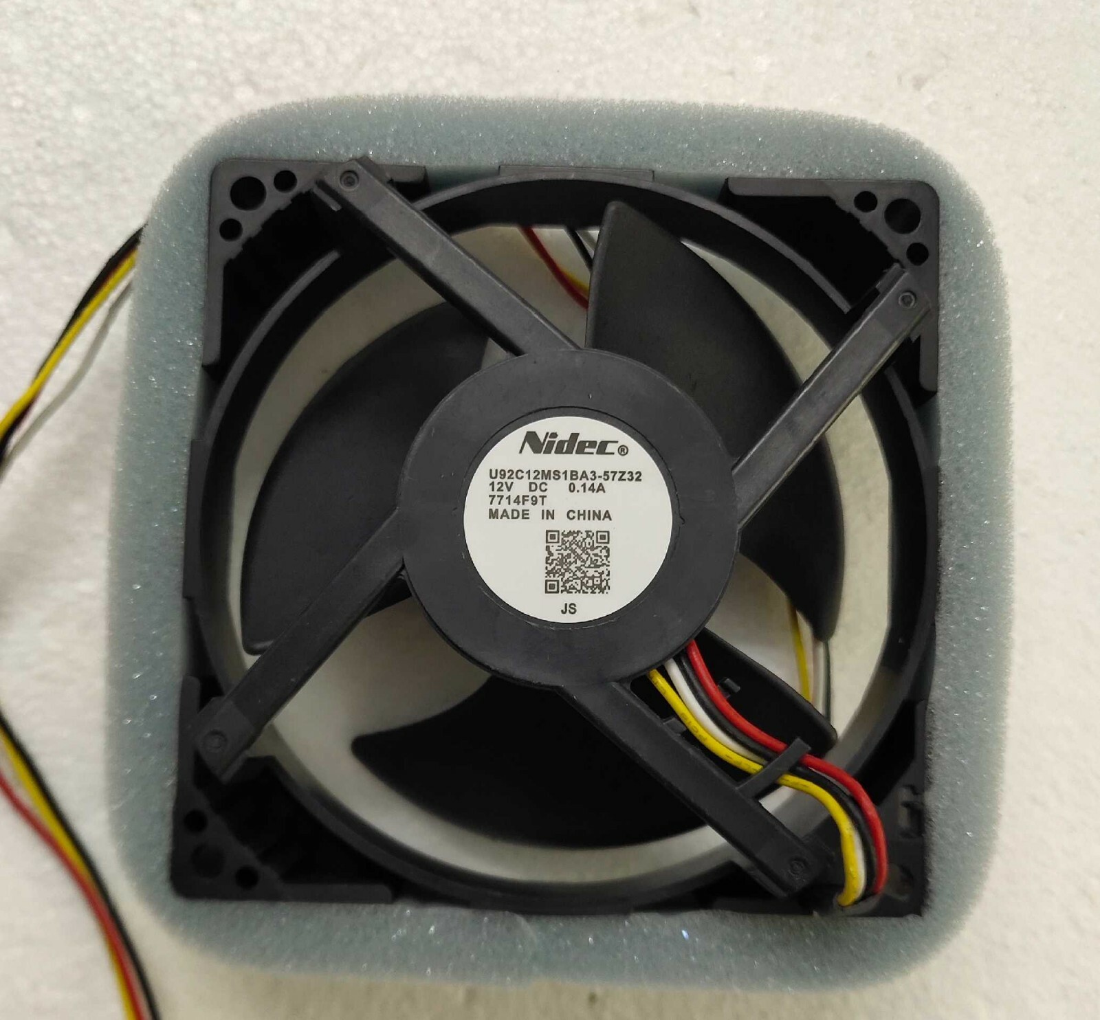 Original NIDEC 12V 0.14A U92C12MS1BA3-57Z32 four-wire refrigerator fan