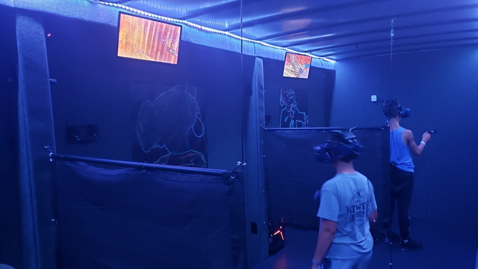 EXCELLENT BUSINESS OPPORTUNITY – 2019 32FT MOBILE VIRTUAL REALITY GAMING TRAILER
