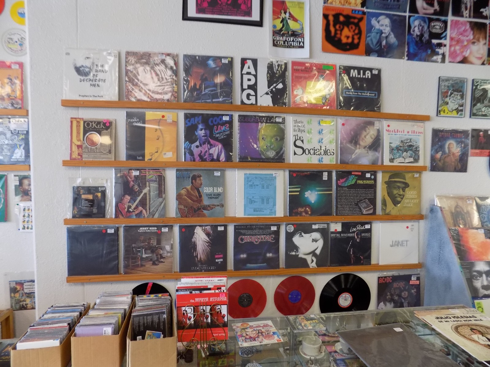 Spin Connection – Great Waco Record Store – Closing – Everything for Sale
