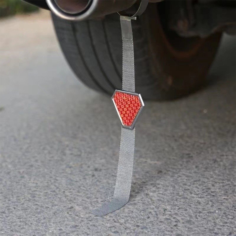 Adjustable Automotive Static Discharge Tool Metal Chain with Reflective Design