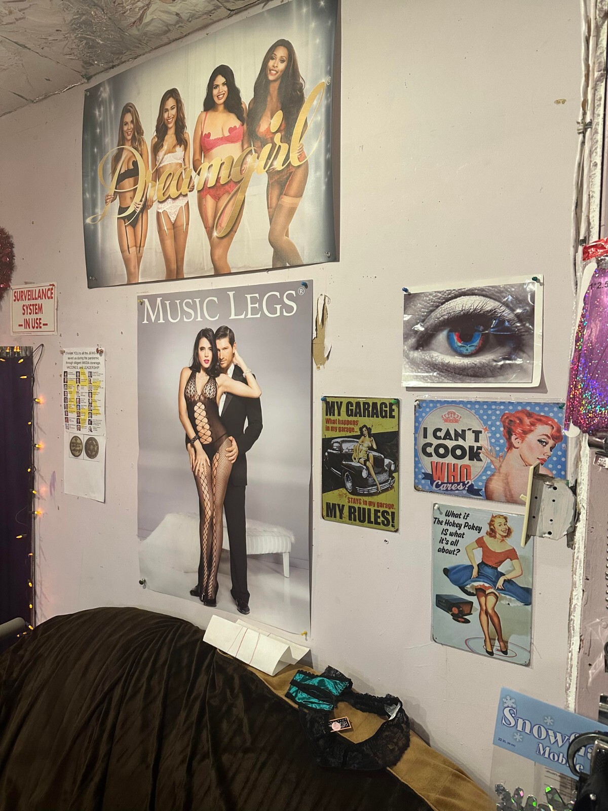 Wholesale lingerie. costume. vintage, shoes, jewelry, store business inventory+